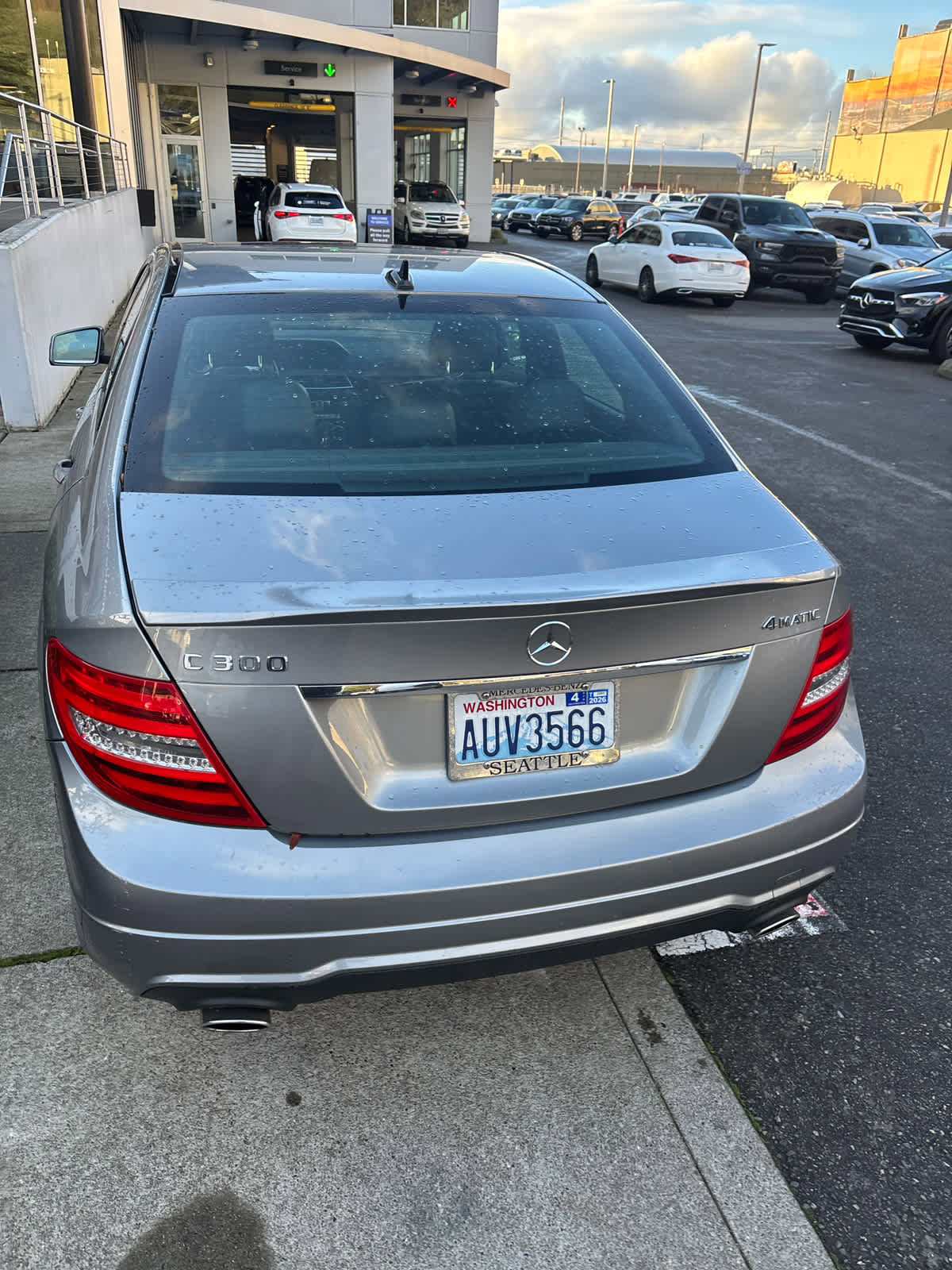 Used 2014 Mercedes-Benz C 300 Sport image 7