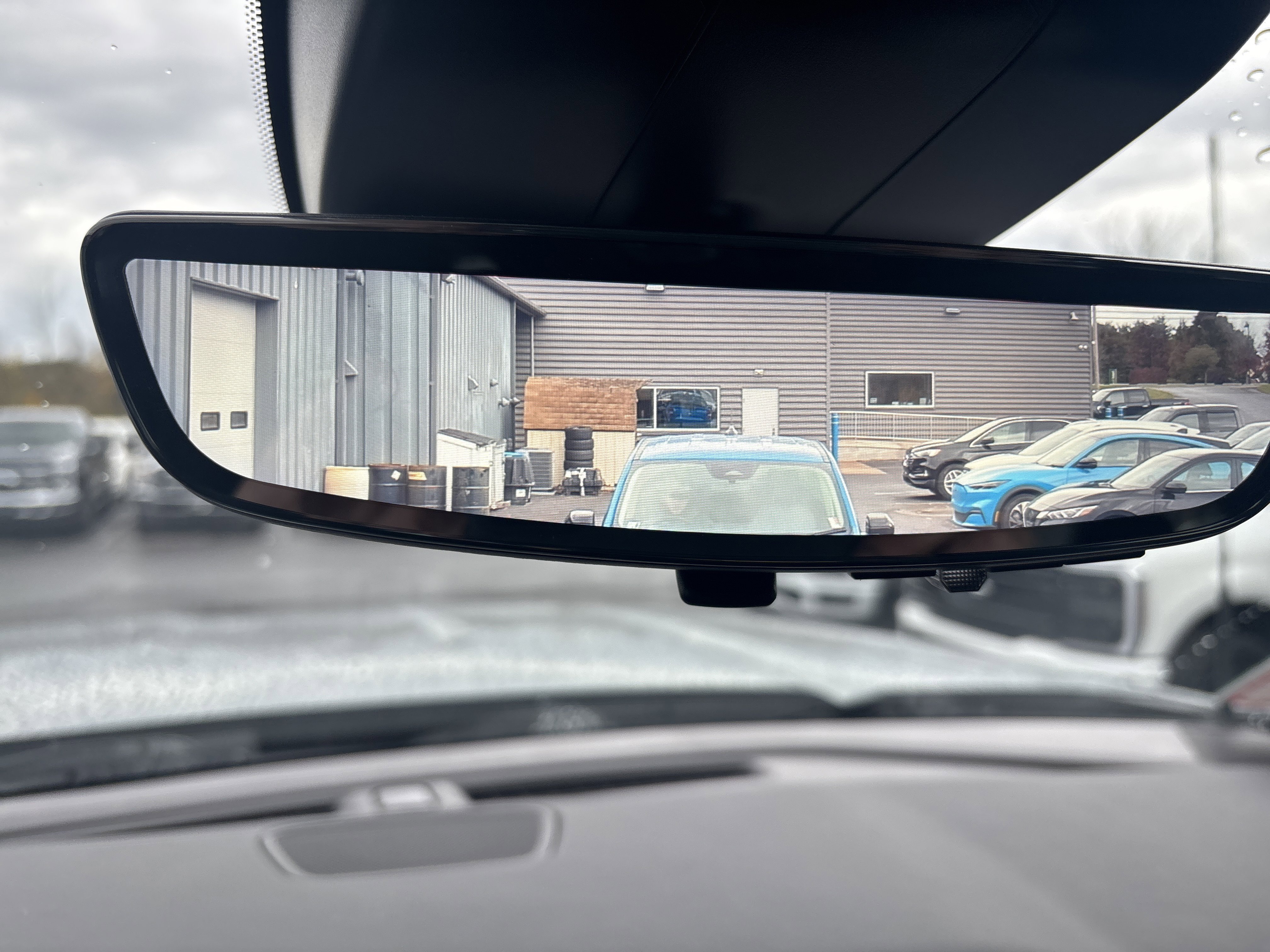 Used 2024 GMC Sierra 2500 AT4X image 30