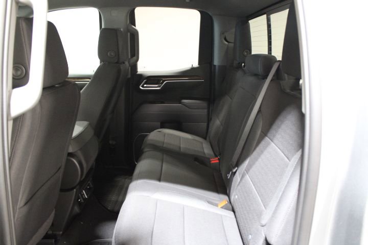 New 2026 GMC Sierra 1500 SLE w/ X31 Off-Road Package image 18