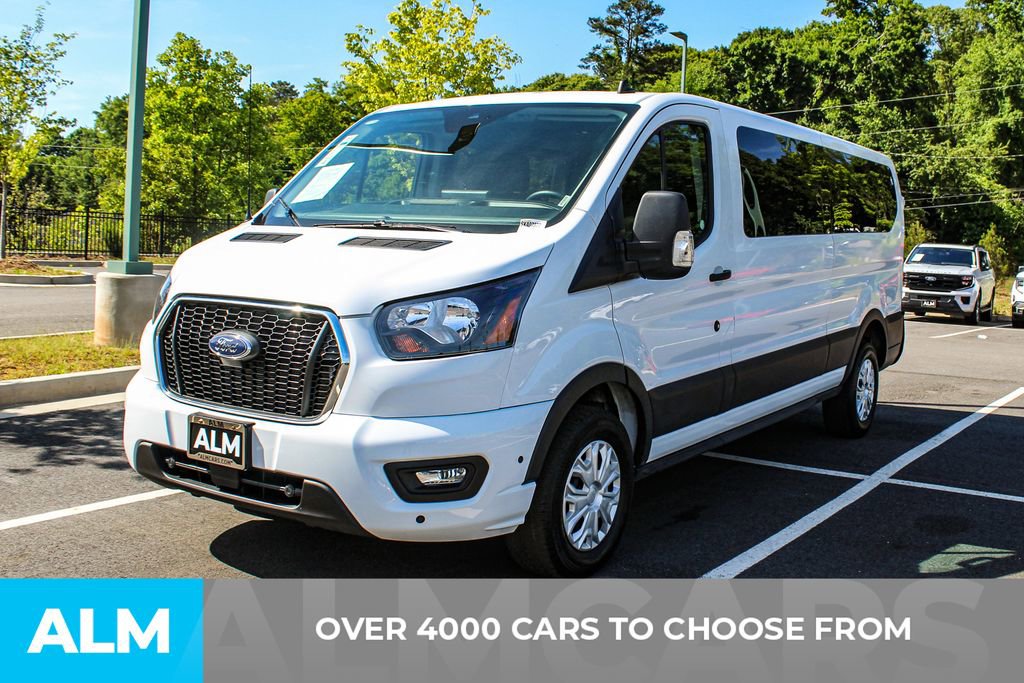 Used 2025 Ford Transit 350 XLT RWD image 3