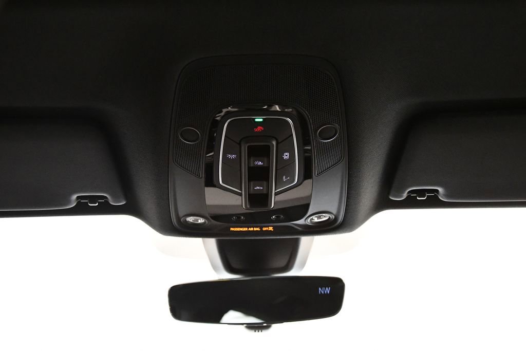 Used 2025 Audi Q5 2.0T Premium image 18