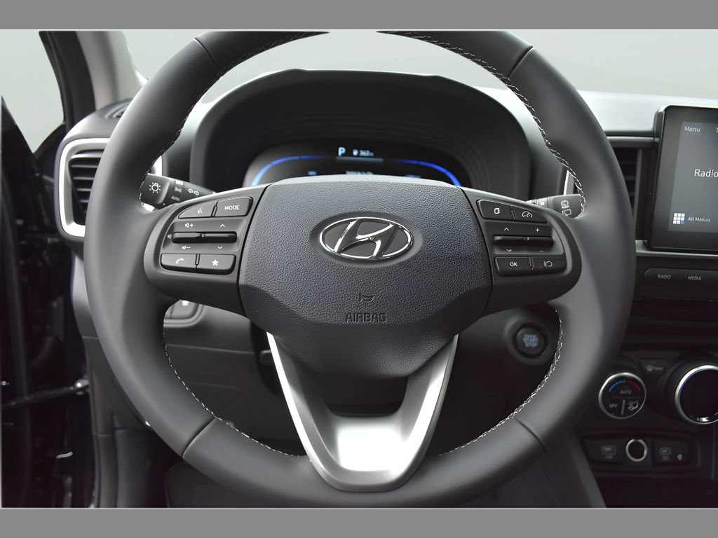 New 2026 Hyundai Venue SEL FWD image 18