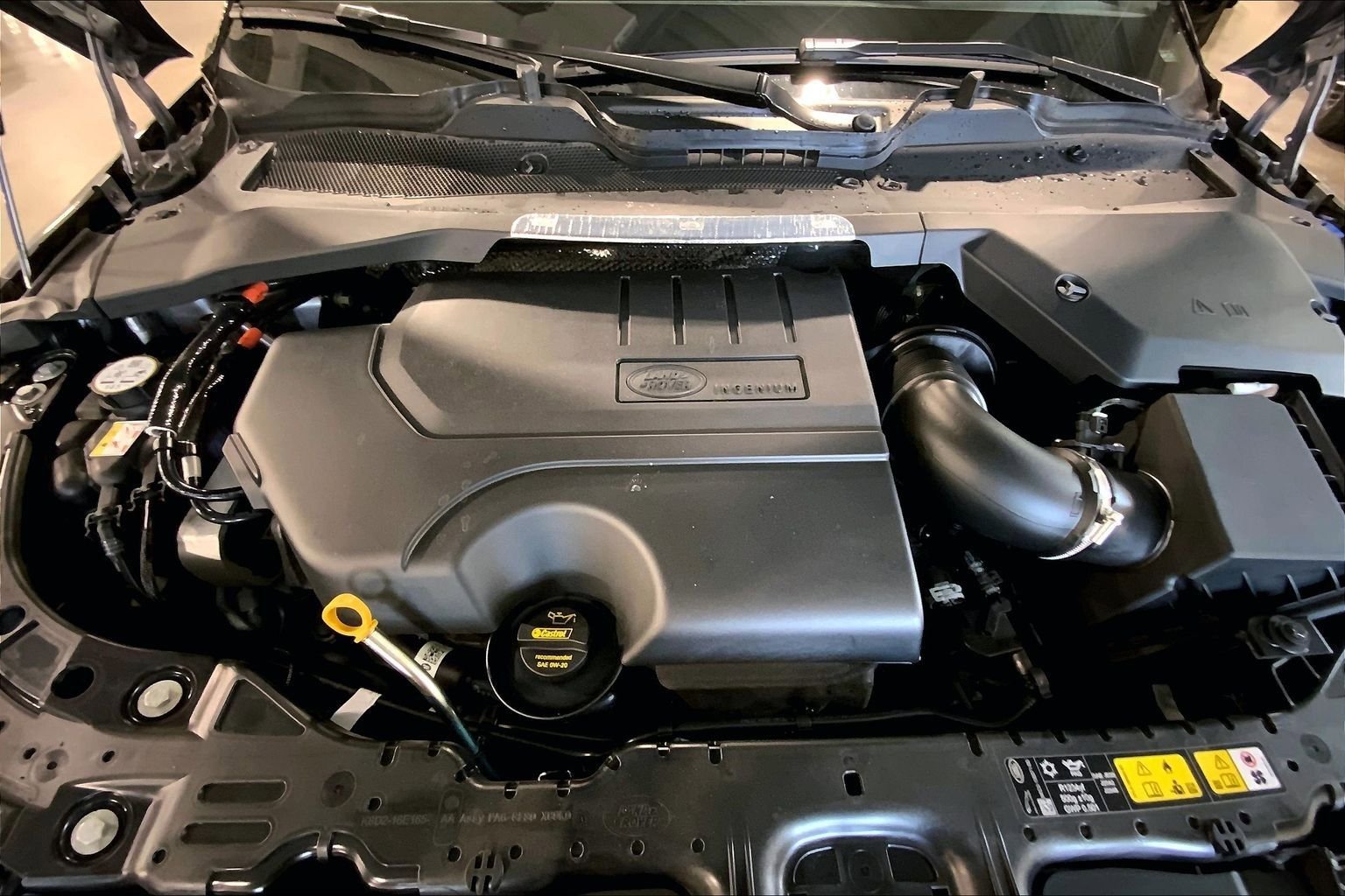 New 2026 Land Rover Range Rover Evoque Dynamic SE AWD/4WD image 16