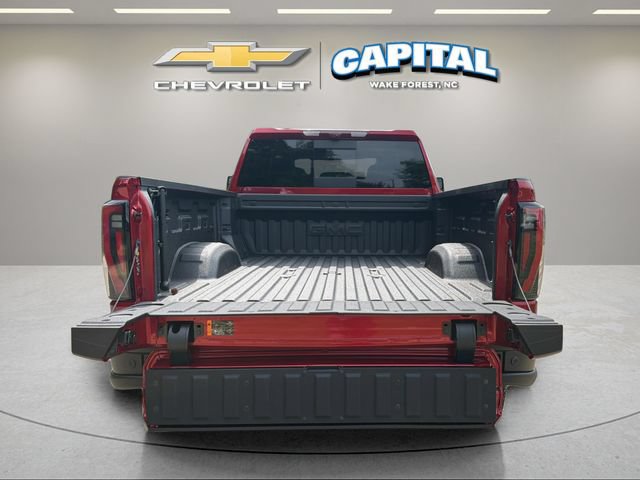 Used 2025 GMC Sierra 2500 AT4X w/ AT4X AEV Edition AWD/4WD image 4
