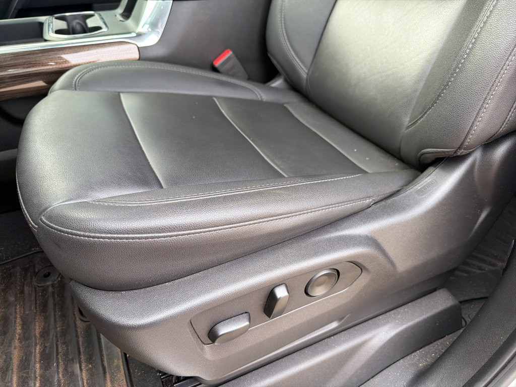 Used 2025 Chevrolet Silverado 2500 LT w/ Trail Boss Package AWD/4WD image 17