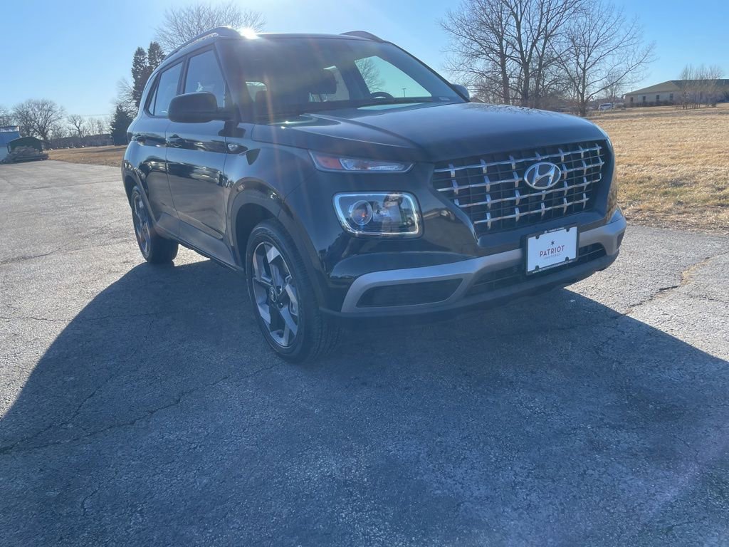 New 2026 Hyundai Venue SEL 360° Tour