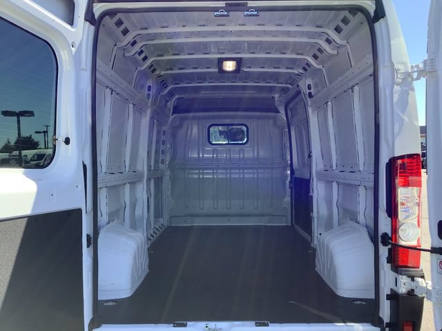 Used 2025 RAM ProMaster 2500 w/ Convenience Group FWD image 20
