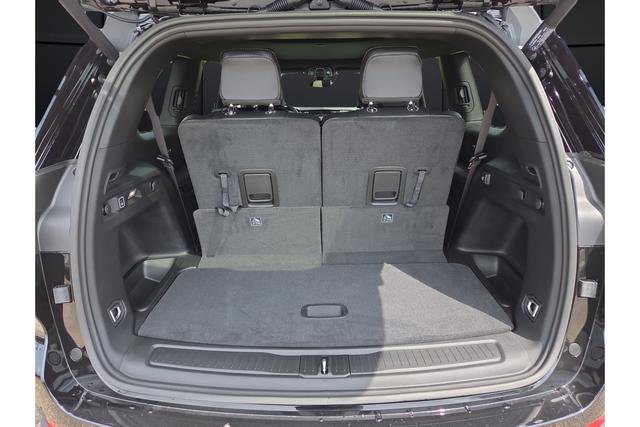 New 2025 Jeep Grand Cherokee L Limited w/ Luxury Tech Group II image 15