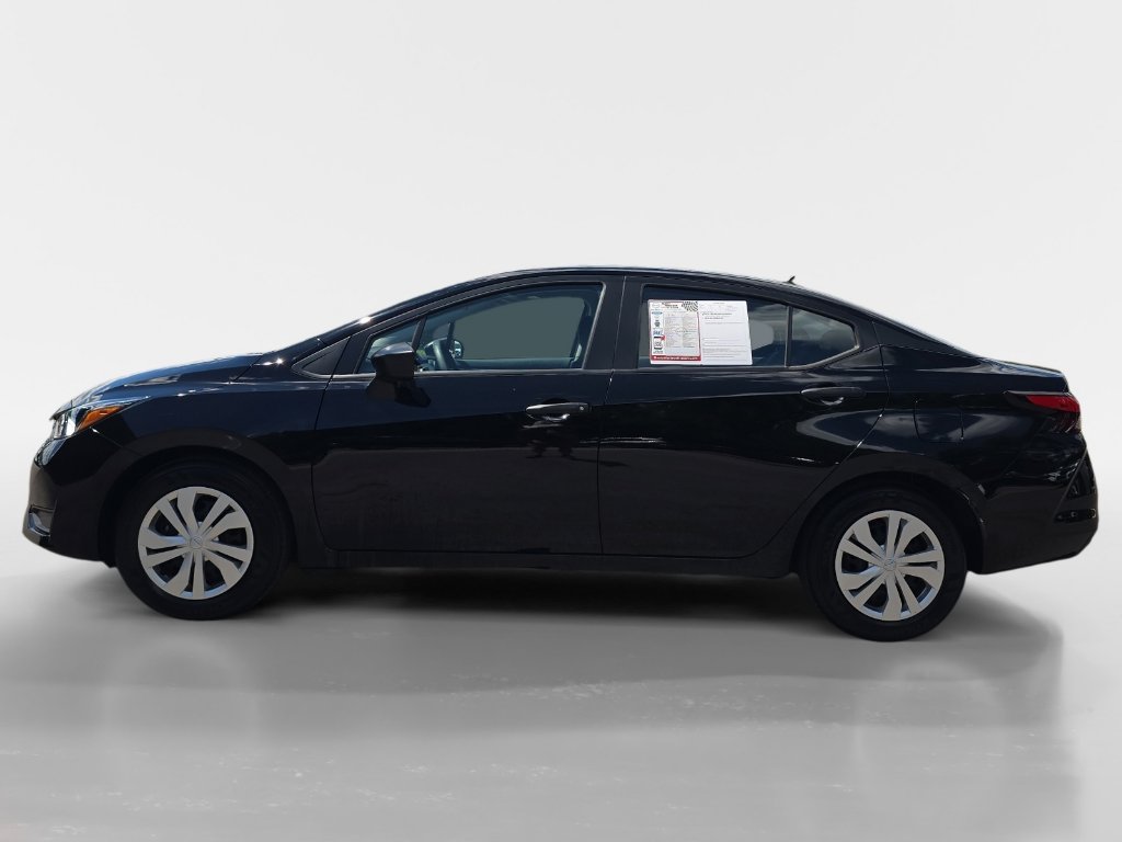 Used 2024 Nissan Versa S image 2
