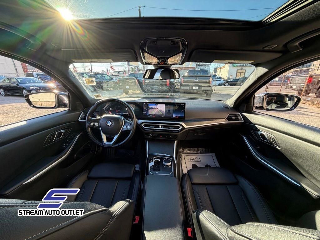 Used 2024 BMW 330i xDrive Sedan image 25