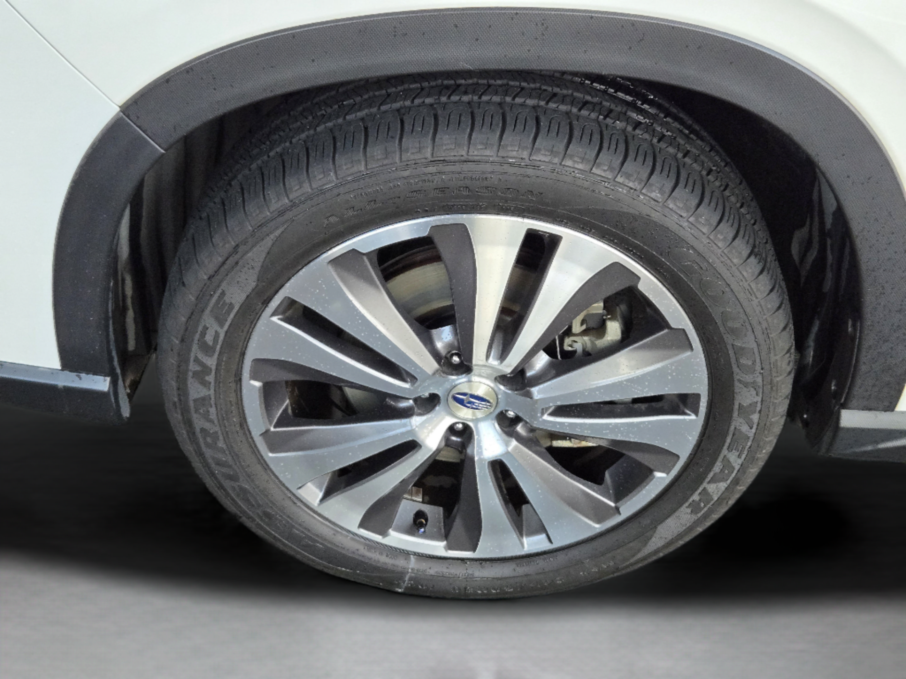 Used 2019 Subaru Ascent Touring w/ Popular Package #3 AWD/4WD image 8