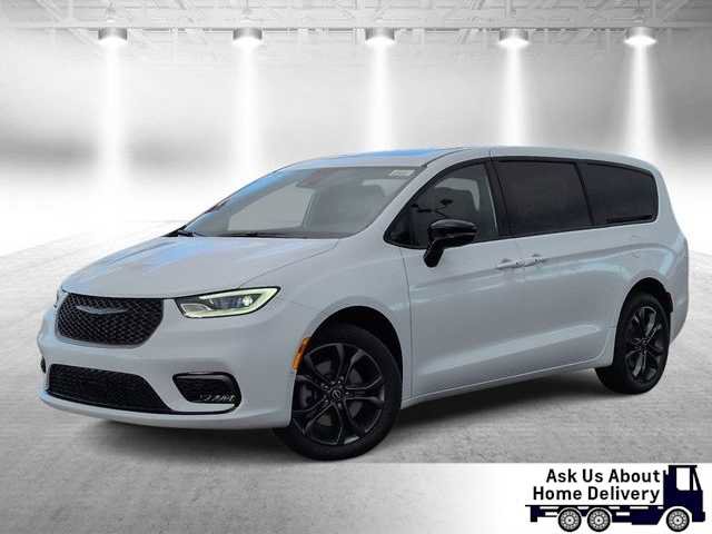 New 2026 Chrysler Pacifica Select image 1