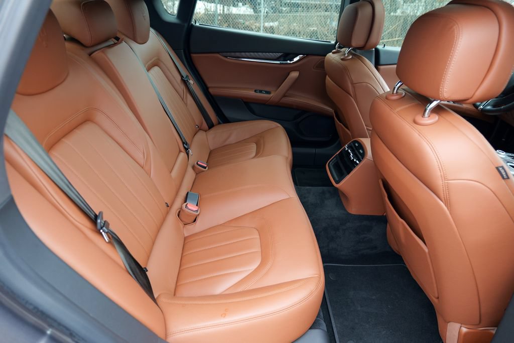 Certified 2023 Maserati Quattroporte Modena Q4 AWD/4WD image 32