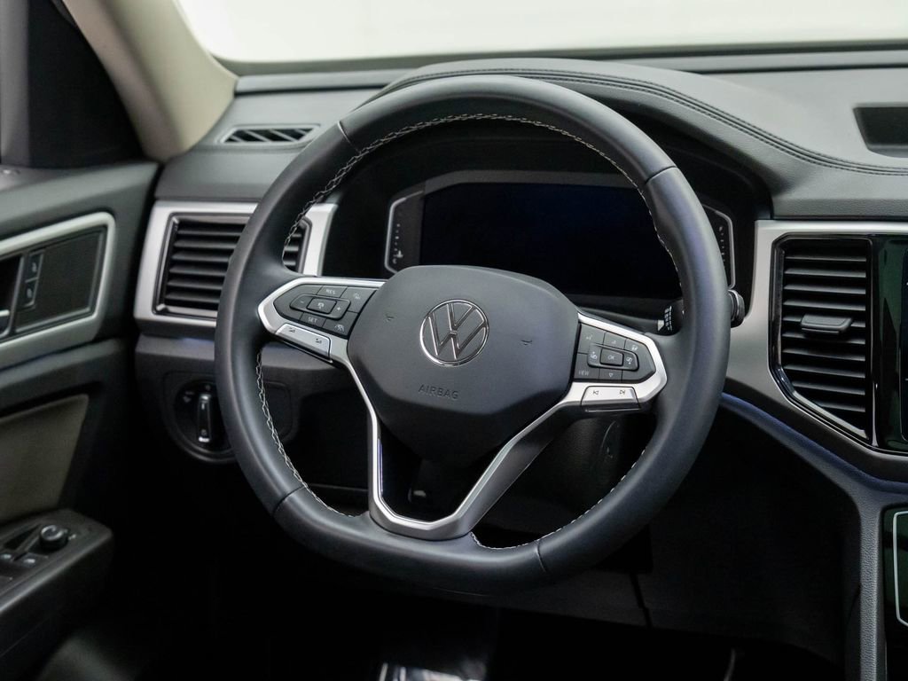 Used 2023 Volkswagen Atlas SEL image 11