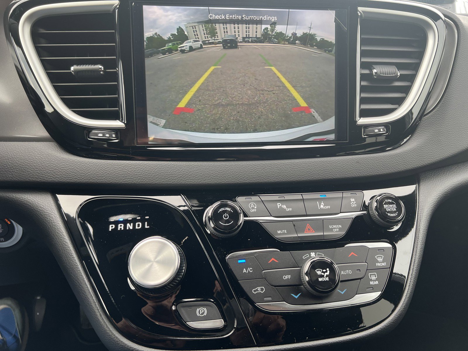 New 2026 Chrysler Voyager LX image 26