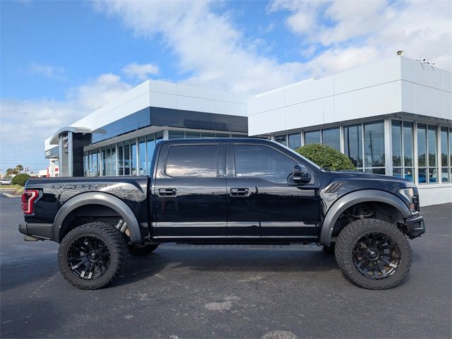 Used 2018 Ford F150 Raptor w/ Equipment Group 802A Luxury image 3