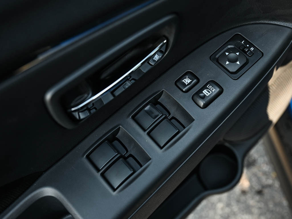 New 2025 Mitsubishi Outlander Sport LE image 16