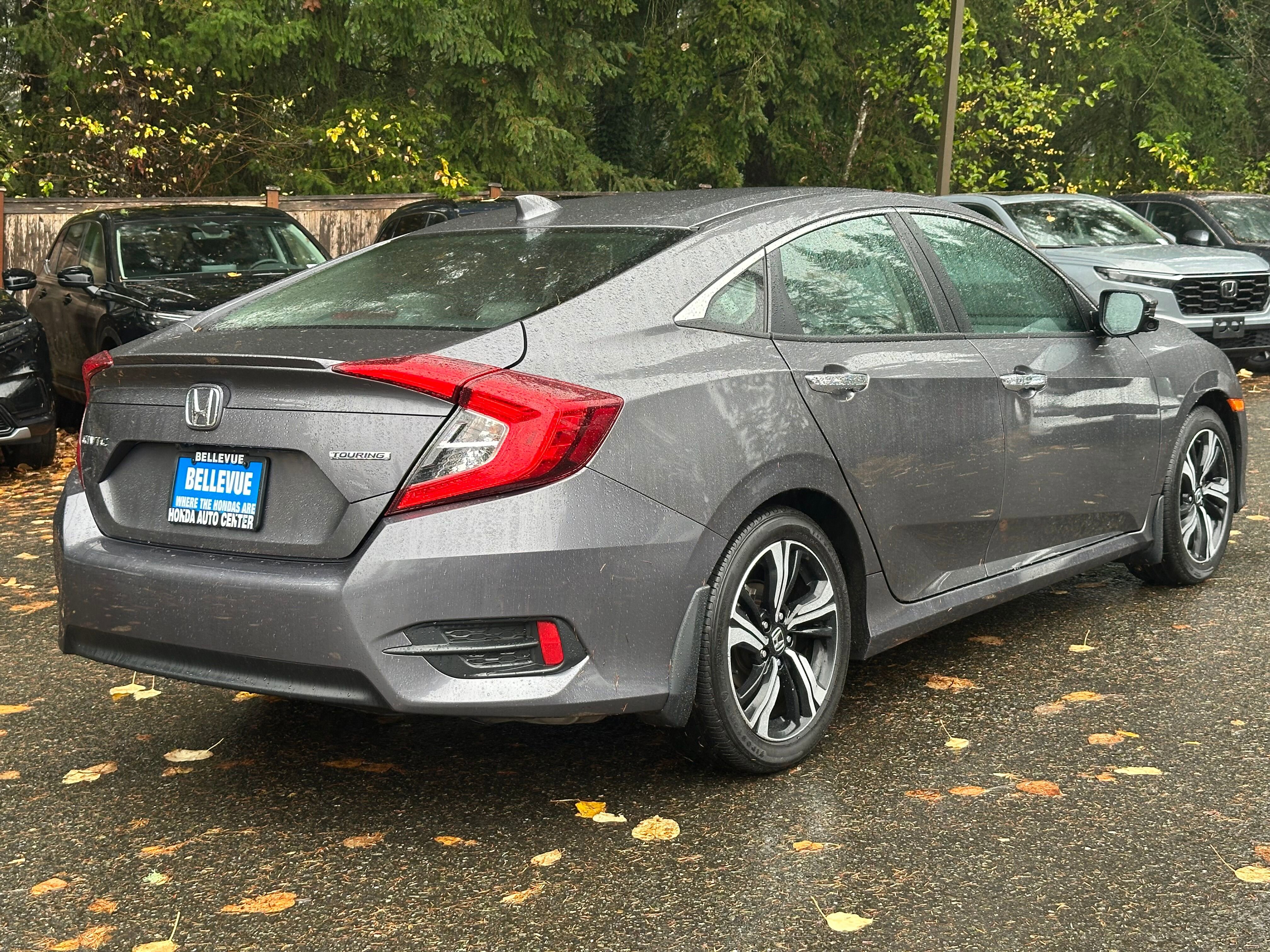 Used 2016 Honda Civic Touring image 7