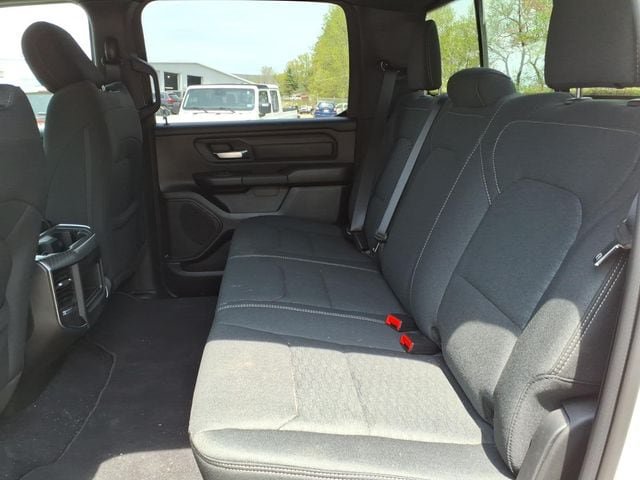 Used 2026 RAM 1500 Express AWD/4WD image 16