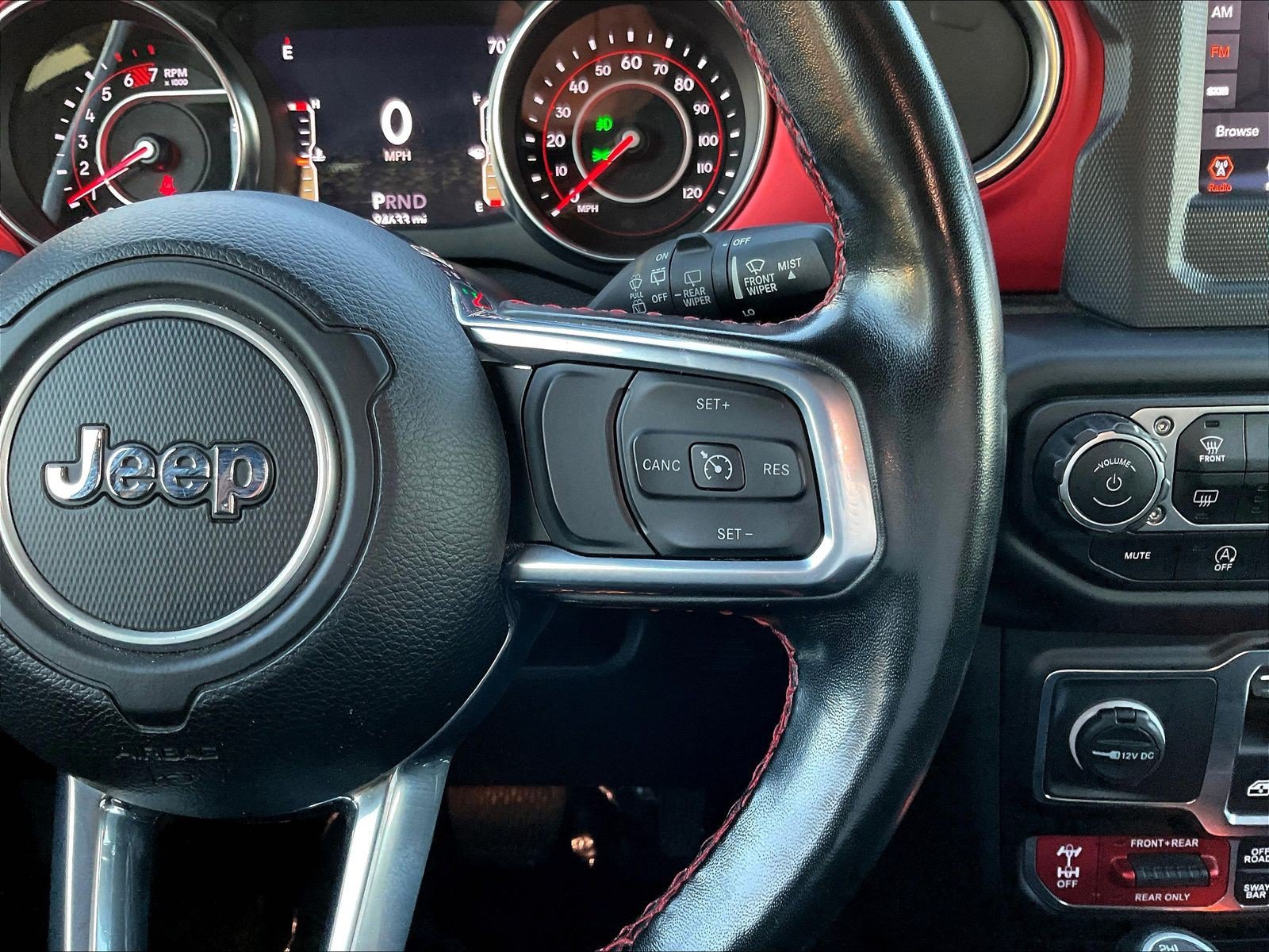 Used 2021 Jeep Wrangler Rubicon w/ Cold Weather Group AWD/4WD image 15