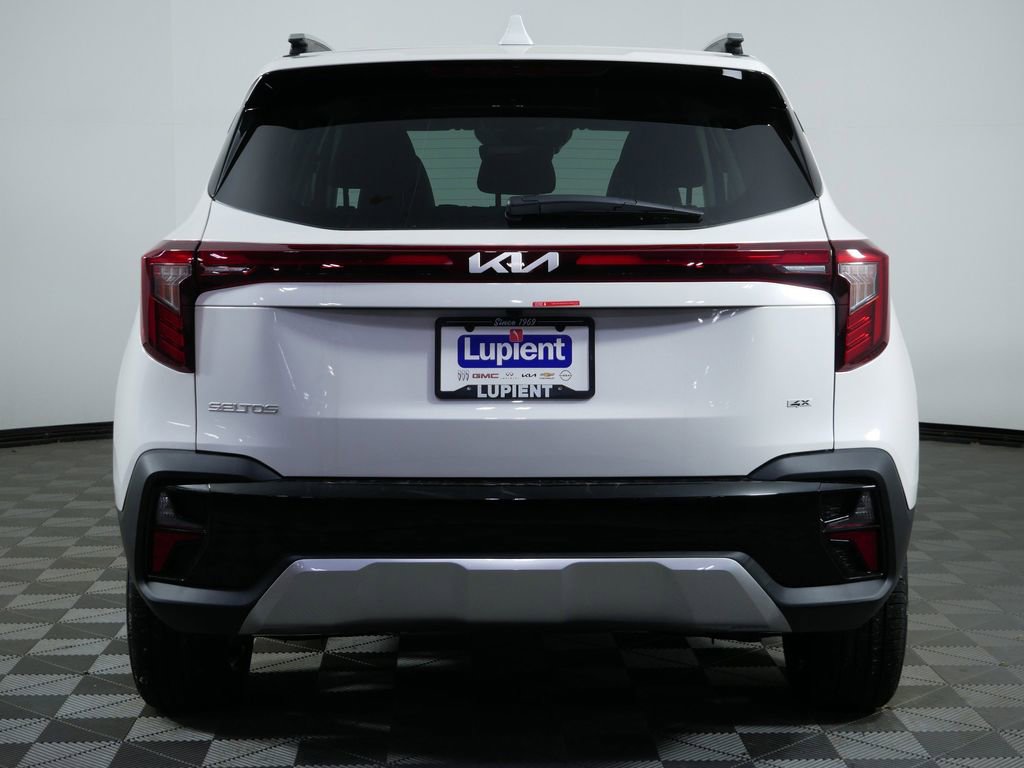 New 2026 Kia Seltos S image 9
