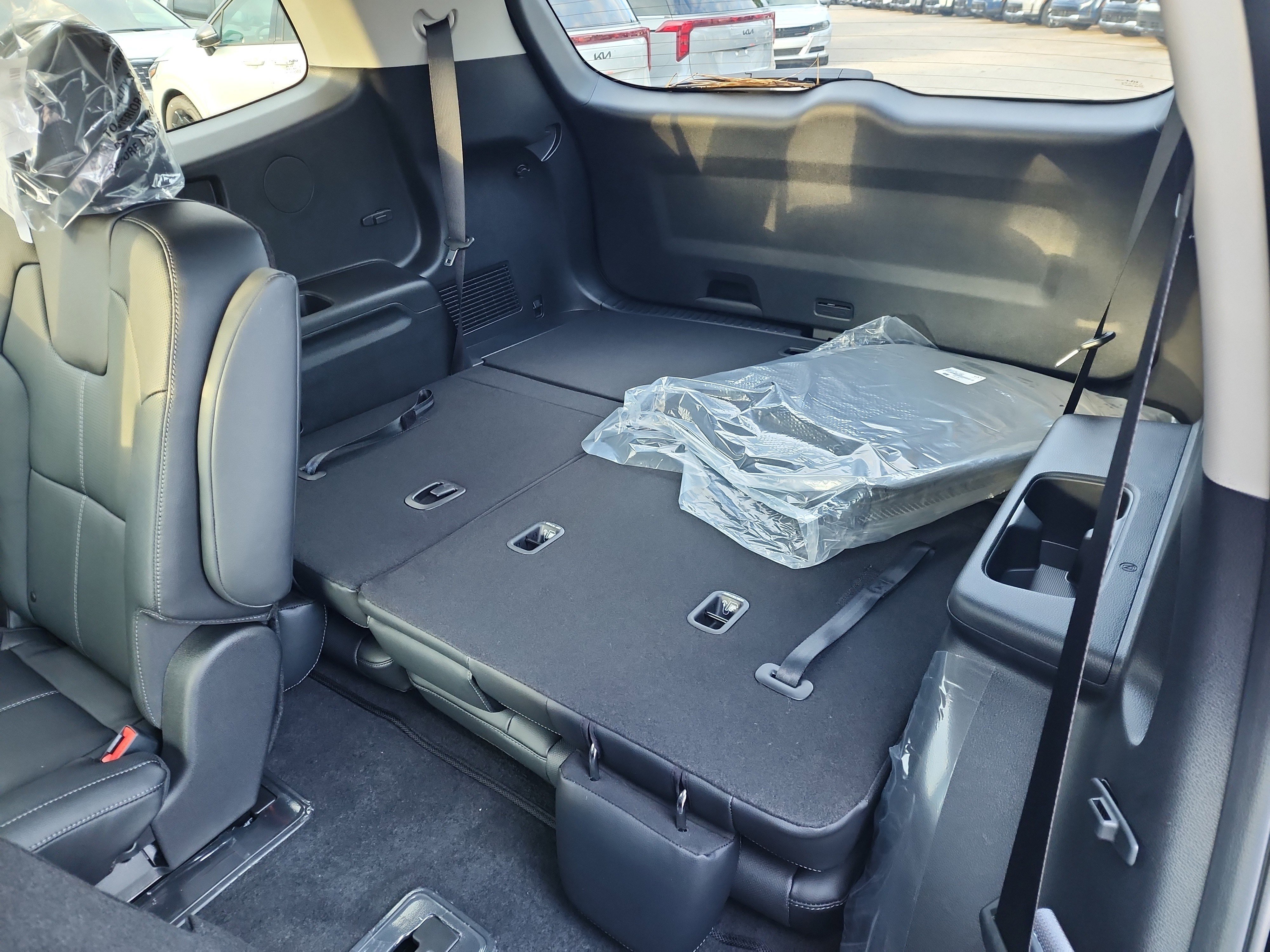 New 2025 Kia Telluride EX w/ EX Captain's Chair Package image 7