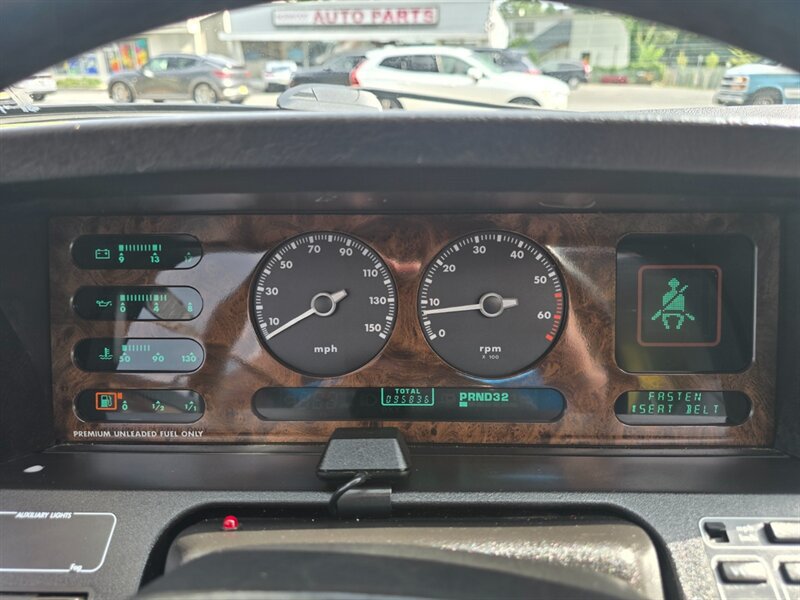 Used 1989 Jaguar XJ6 RWD image 9