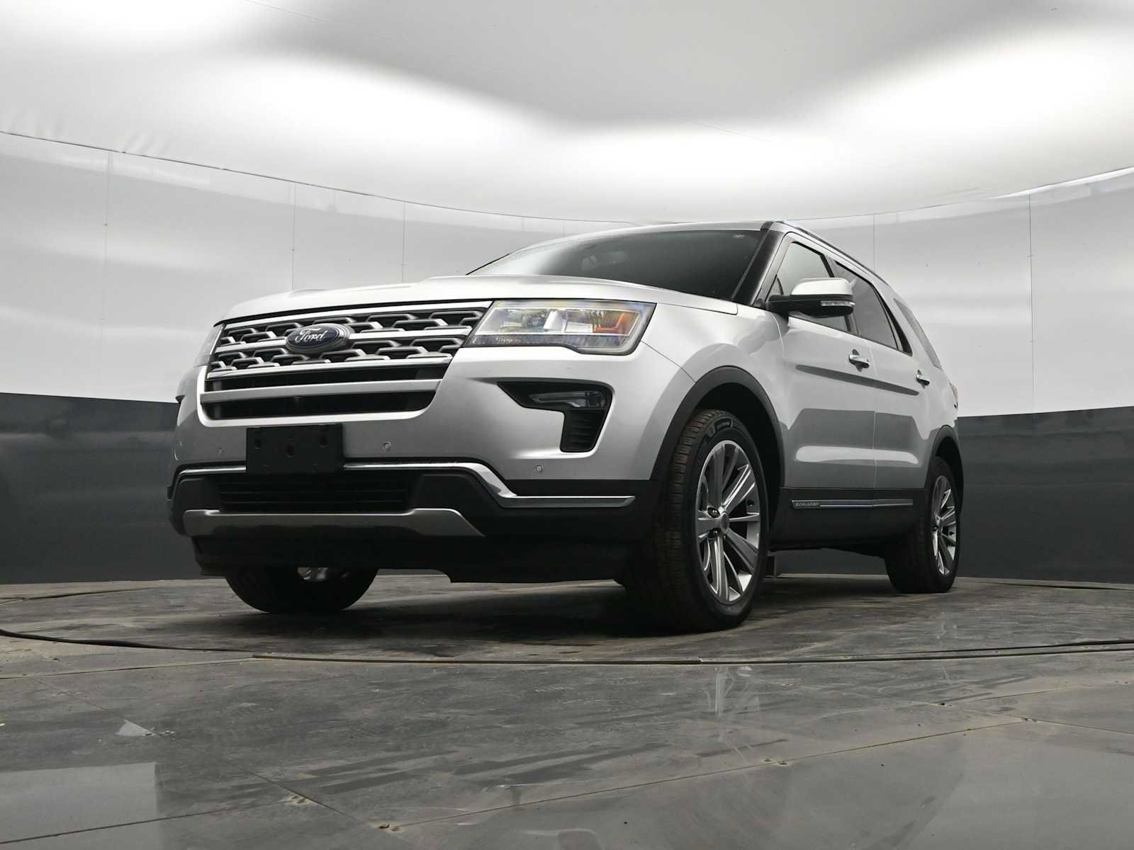 Used 2018 Ford Explorer Limited image 32