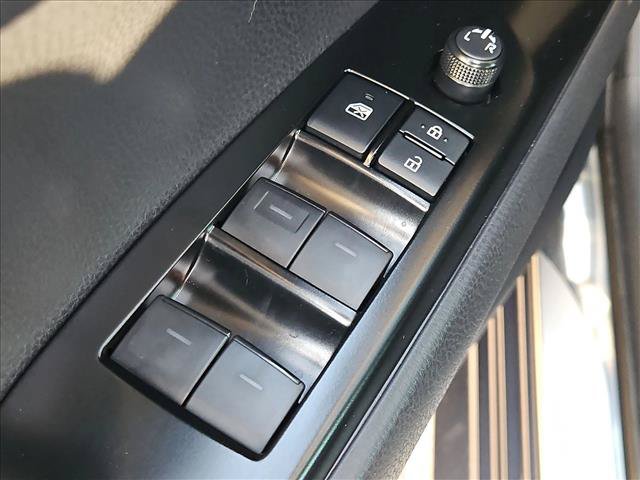 Certified 2026 Toyota Camry XLE FWD image 11