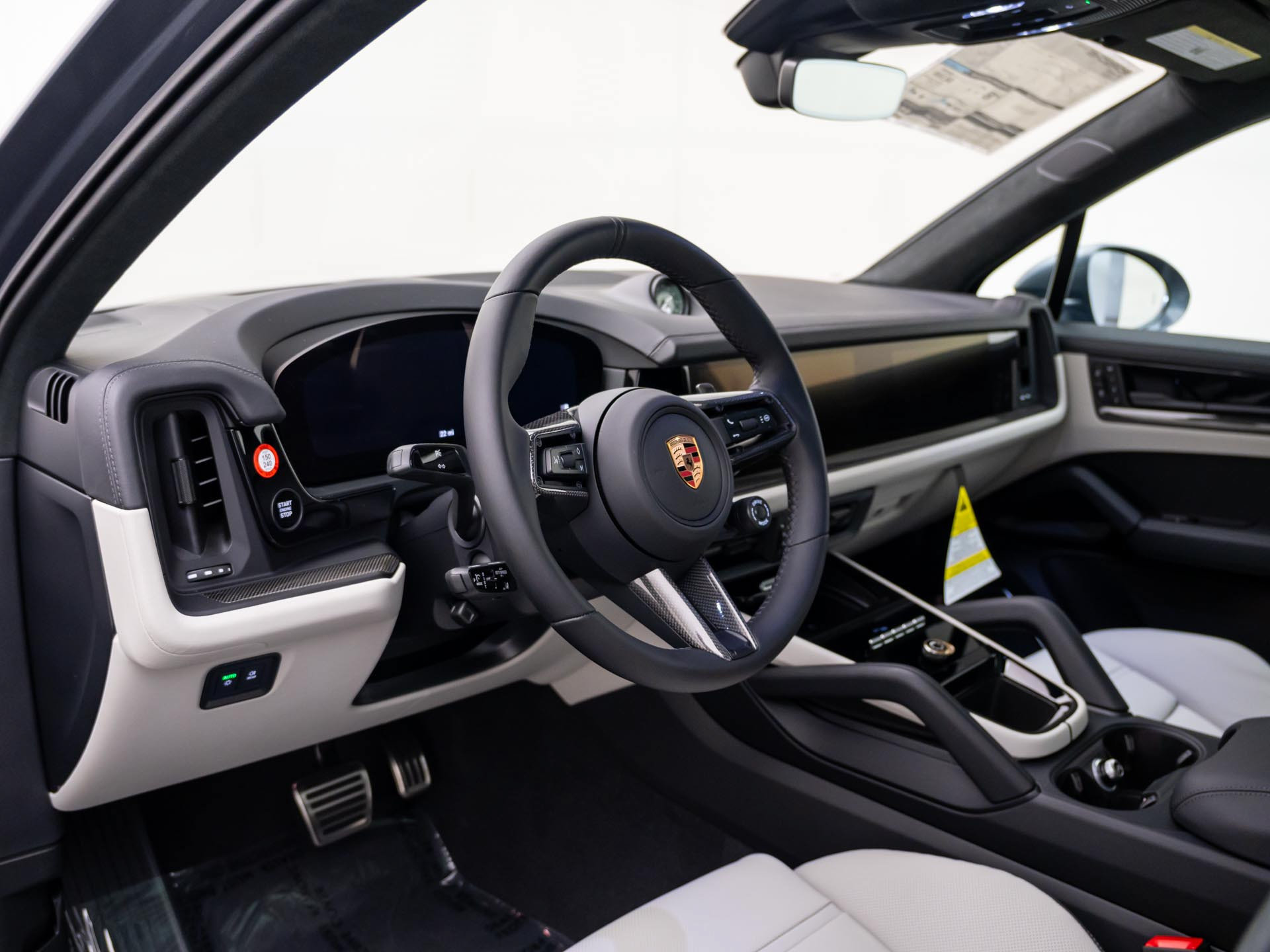 New 2027 Porsche Cayenne GTS AWD/4WD image 4