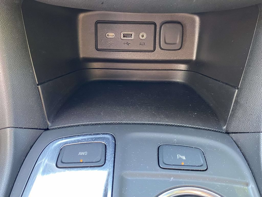 Used 2024 Chevrolet Equinox LT AWD/4WD image 28