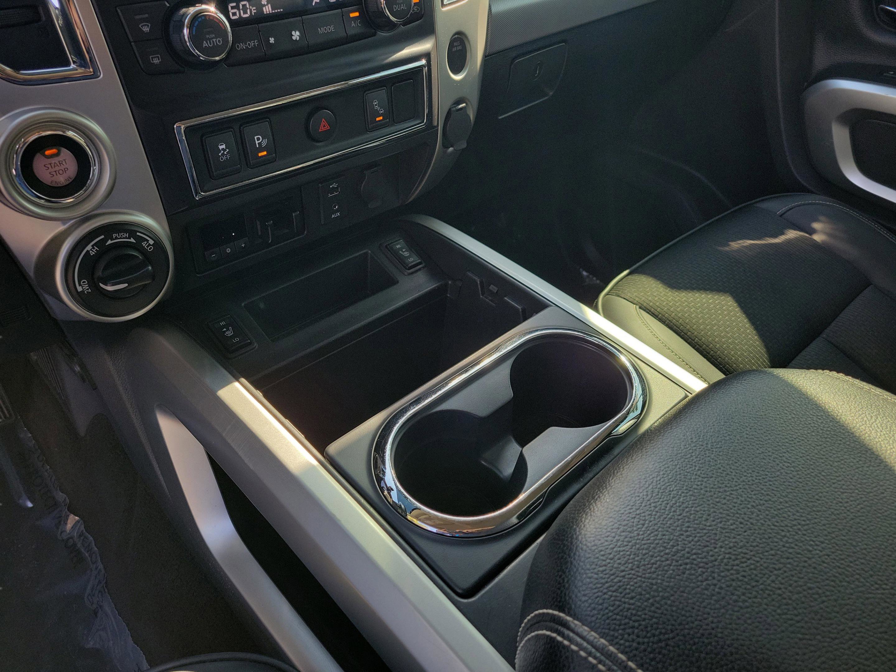 Used 2018 Nissan Titan PRO-4X image 22