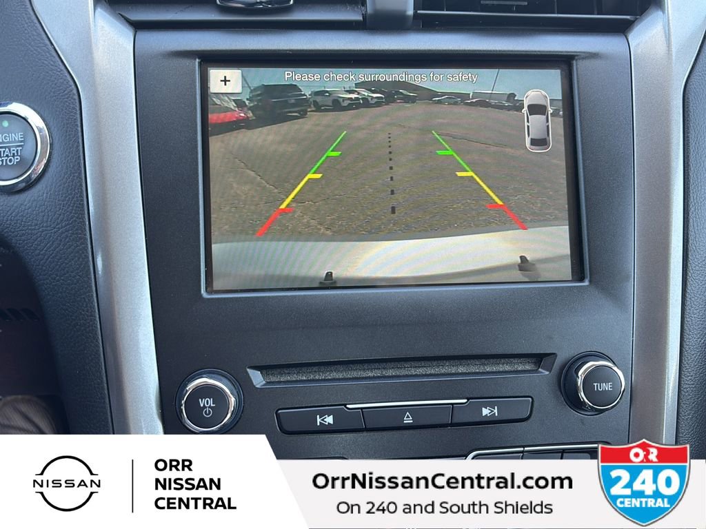 Used 2018 Ford Fusion SE w/ Fusion SE Technology Package FWD image 25