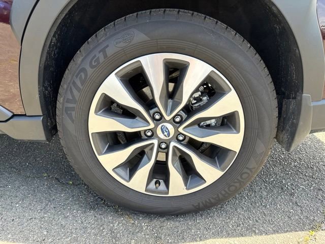 Certified 2025 Subaru Outback Limited AWD/4WD image 19