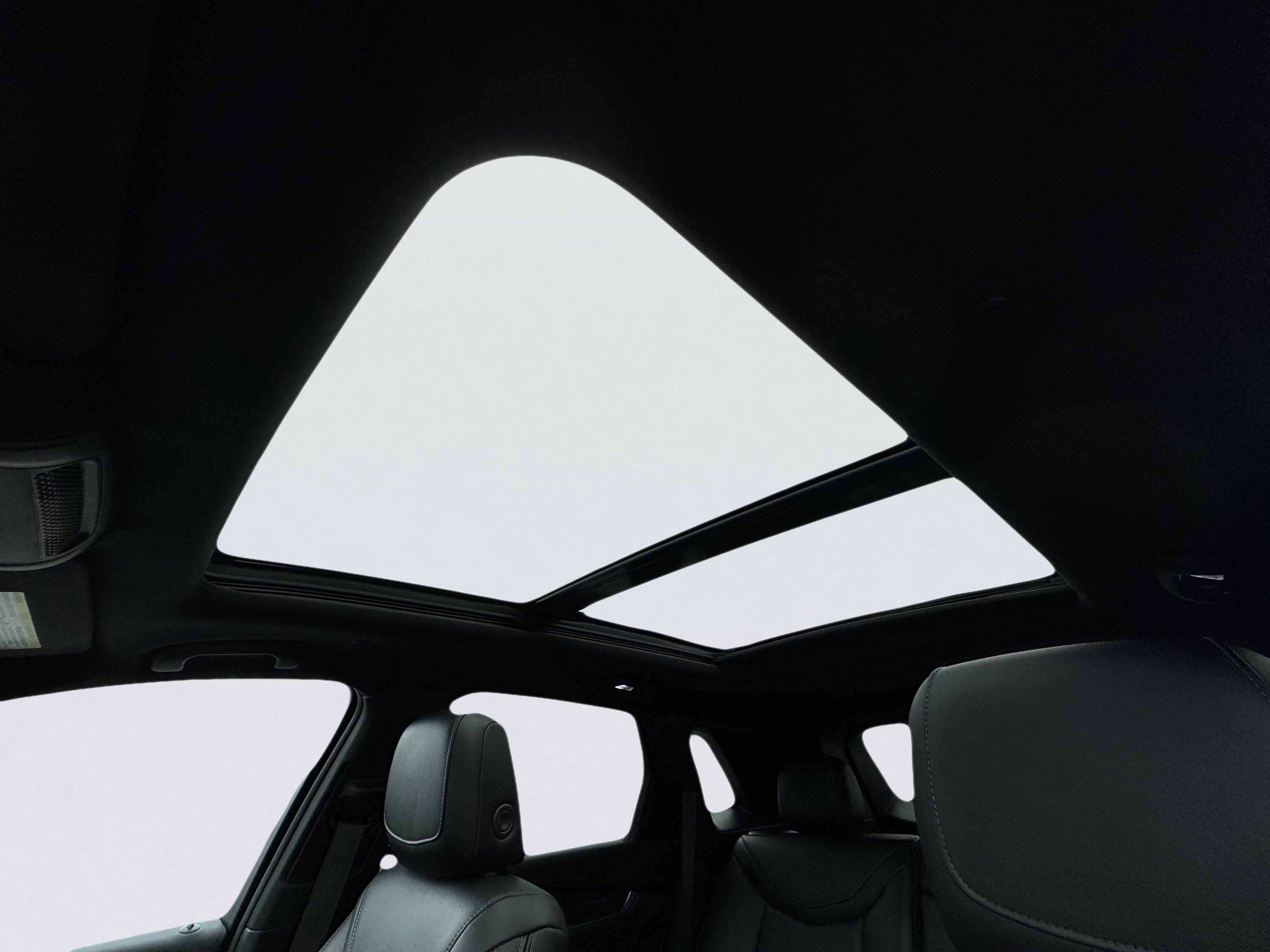 Used 2022 Cadillac XT5 Premium Luxury w/ Technology Package image 22