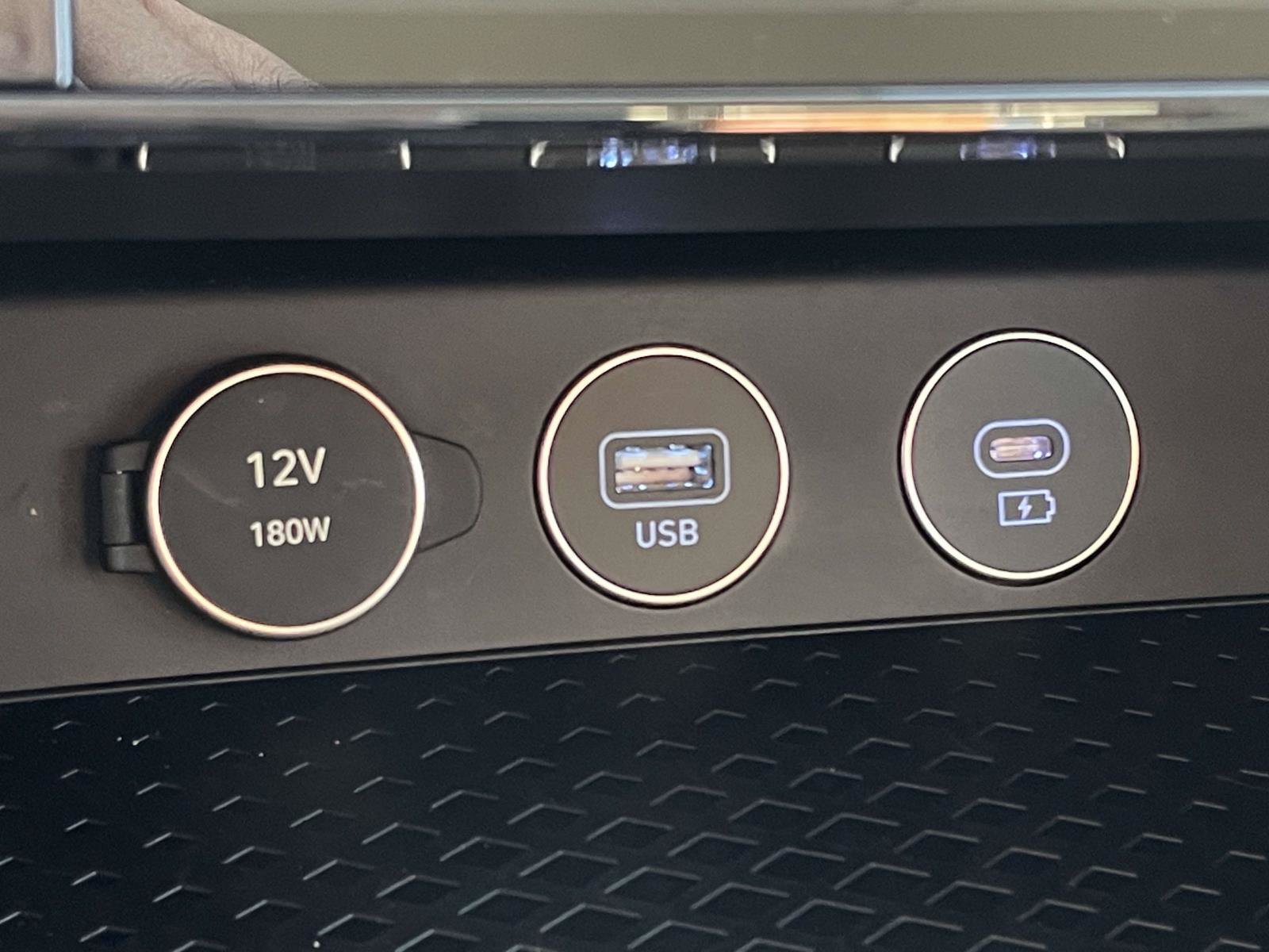 Used 2026 Genesis G70 2.5T RWD image 20
