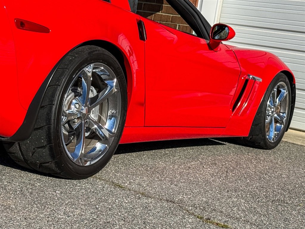 Used 2011 Chevrolet Corvette Grand Sport w/ Preferred Equipment Group RWD image 40