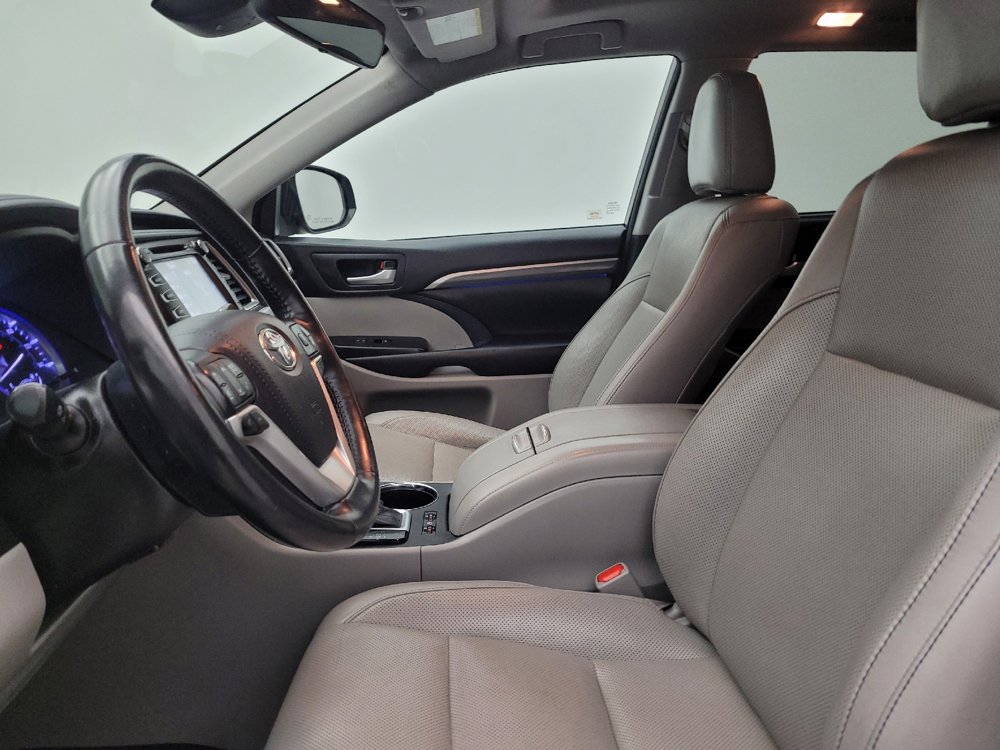 Used 2018 Toyota Highlander Limited Platinum w/ Carpet Mat Package (TMS) image 17