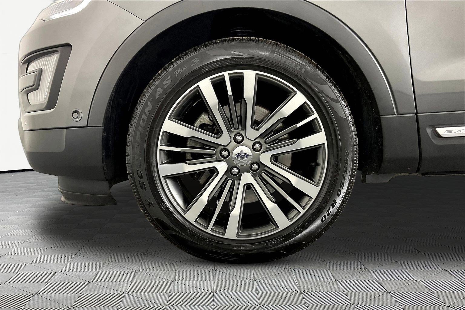 Used 2016 Ford Explorer Platinum AWD/4WD image 35