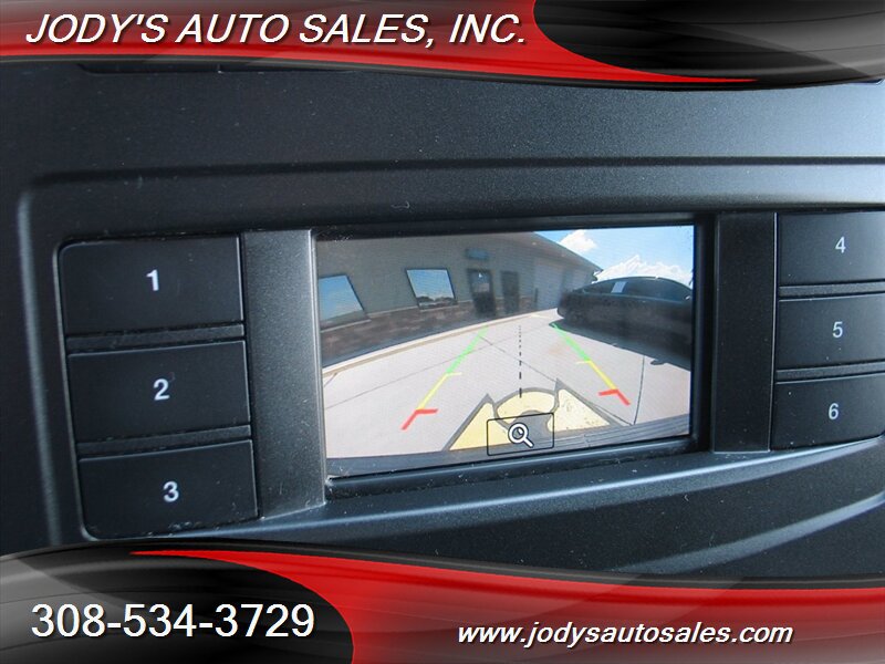 Used 2020 Ford Expedition XL AWD/4WD image 16