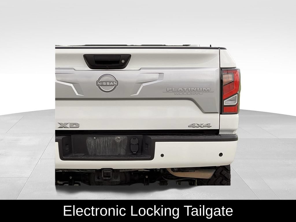 Used 2023 Nissan Titan Platinum Reserve w/ Moonroof Package AWD/4WD image 5