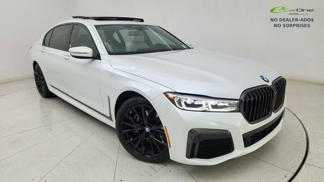 Used 2022 BMW 740i w/ M Sport Package image 1