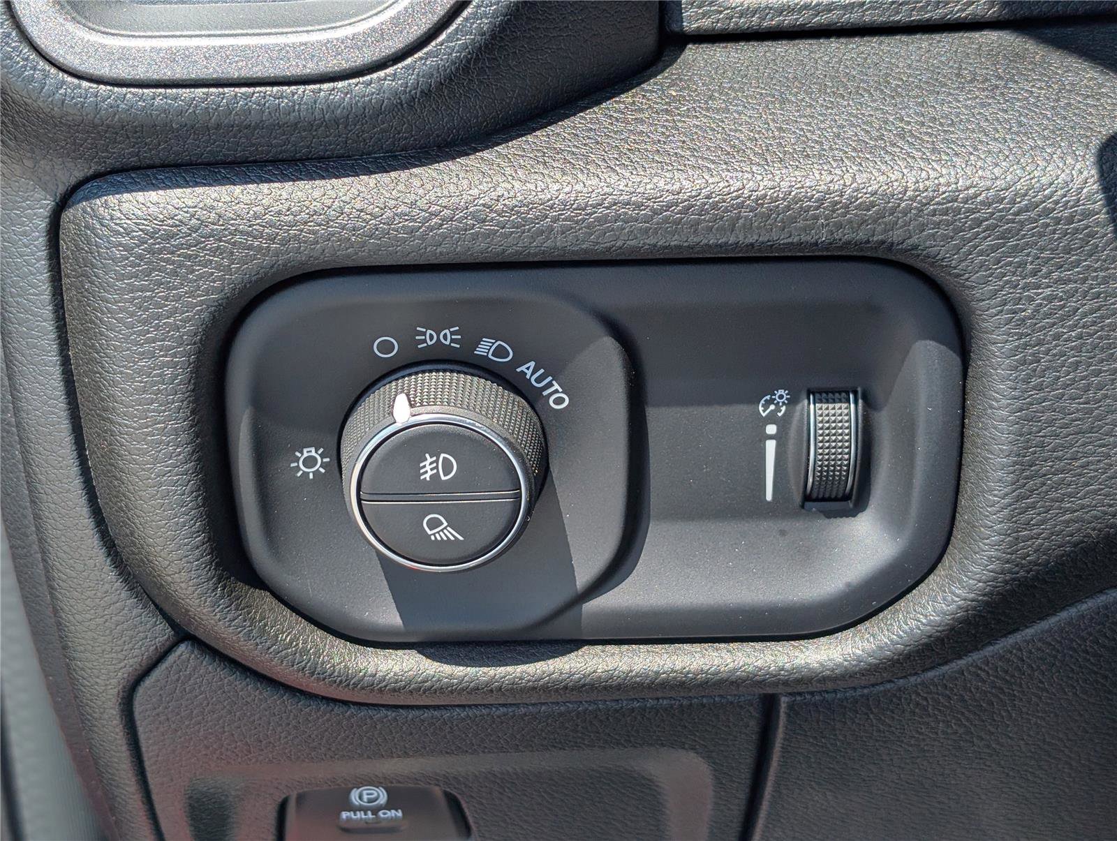 Used 2023 RAM 1500 Tradesman w/ Warlock PACKAGE AWD/4WD image 20