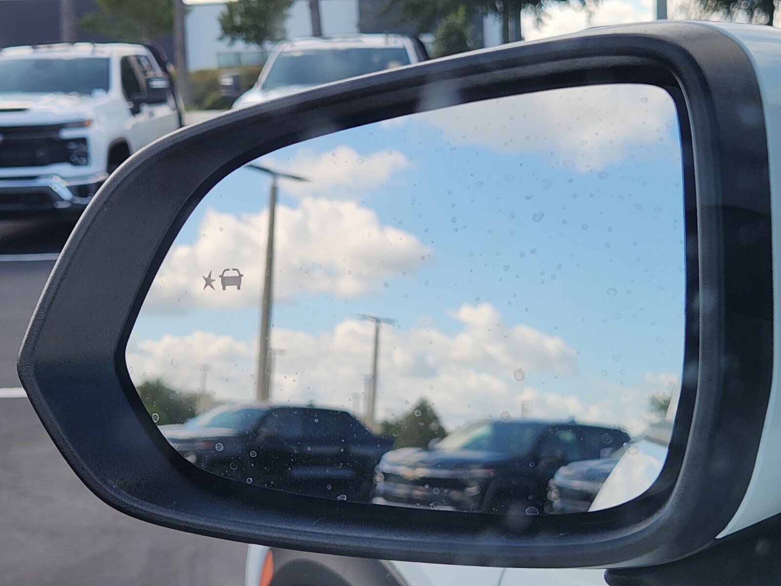 New 2026 Chevrolet Equinox EV LT image 11