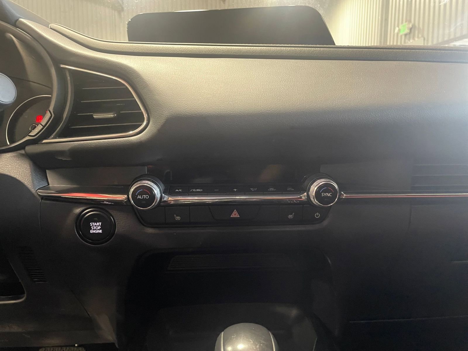 Used 2025 MAZDA CX-30 AWD 2.5 S w/ Preferred Package image 17