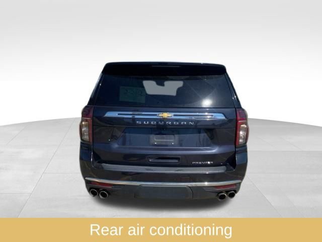 Used 2023 Chevrolet Suburban Premier image 8