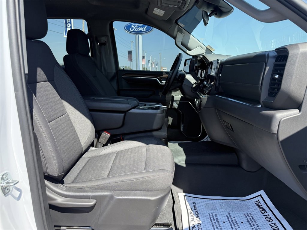 Used 2023 Chevrolet Silverado 1500 LT Trail Boss w/ Protection Package image 13