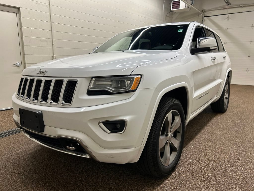 Used 2016 Jeep Grand Cherokee Overland AWD/4WD image 5