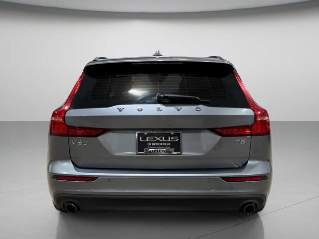 Used 2020 Volvo V60 T5 Momentum FWD image 4