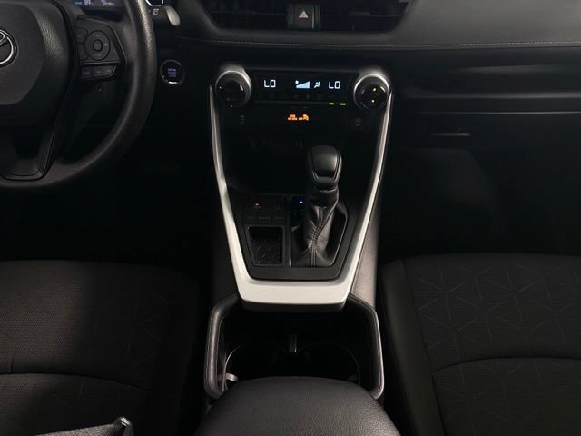 Used 2024 Toyota RAV4 XLE w/ Convenience Package FWD image 22